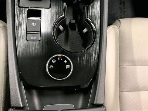 New 2026 Nissan Rogue SV image 30