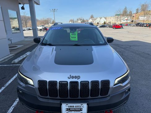 Certified 2022 Jeep Cherokee Trailhawk w/ Sun, Sound & Nav Group image 4
