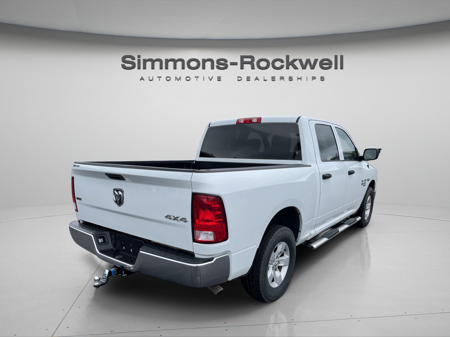 Used 2023 RAM 1500 Classic SLT w/ Protection Group AWD/4WD image 5