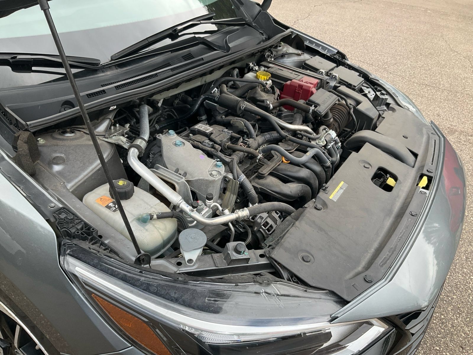 Used 2025 Nissan Sentra SR FWD image 32