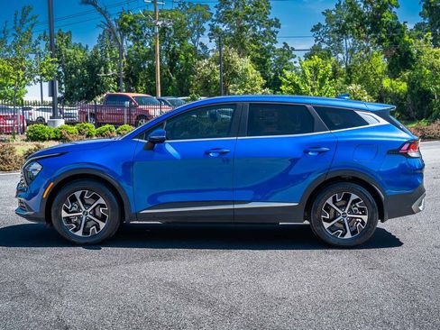 Used 2023 Kia Sportage EX FWD image 4