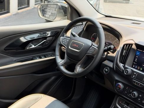 Used 2023 GMC Terrain AT4 AWD/4WD image 9