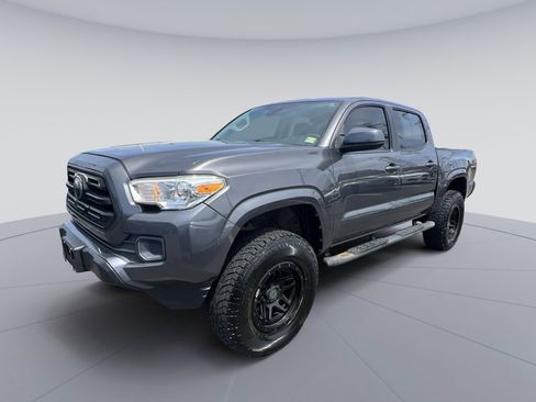 Used 2018 Toyota Tacoma SR w/ SR Convenience Package RWD image 1
