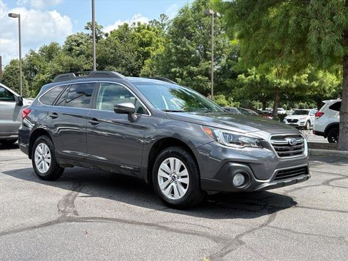 Used 2019 Subaru Outback 2.5i Premium w/ Popular Package #2 AWD/4WD image 1