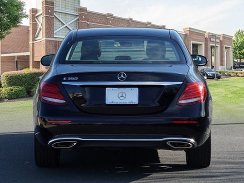 Used 2020 Mercedes-Benz E 350 Sedan image 5