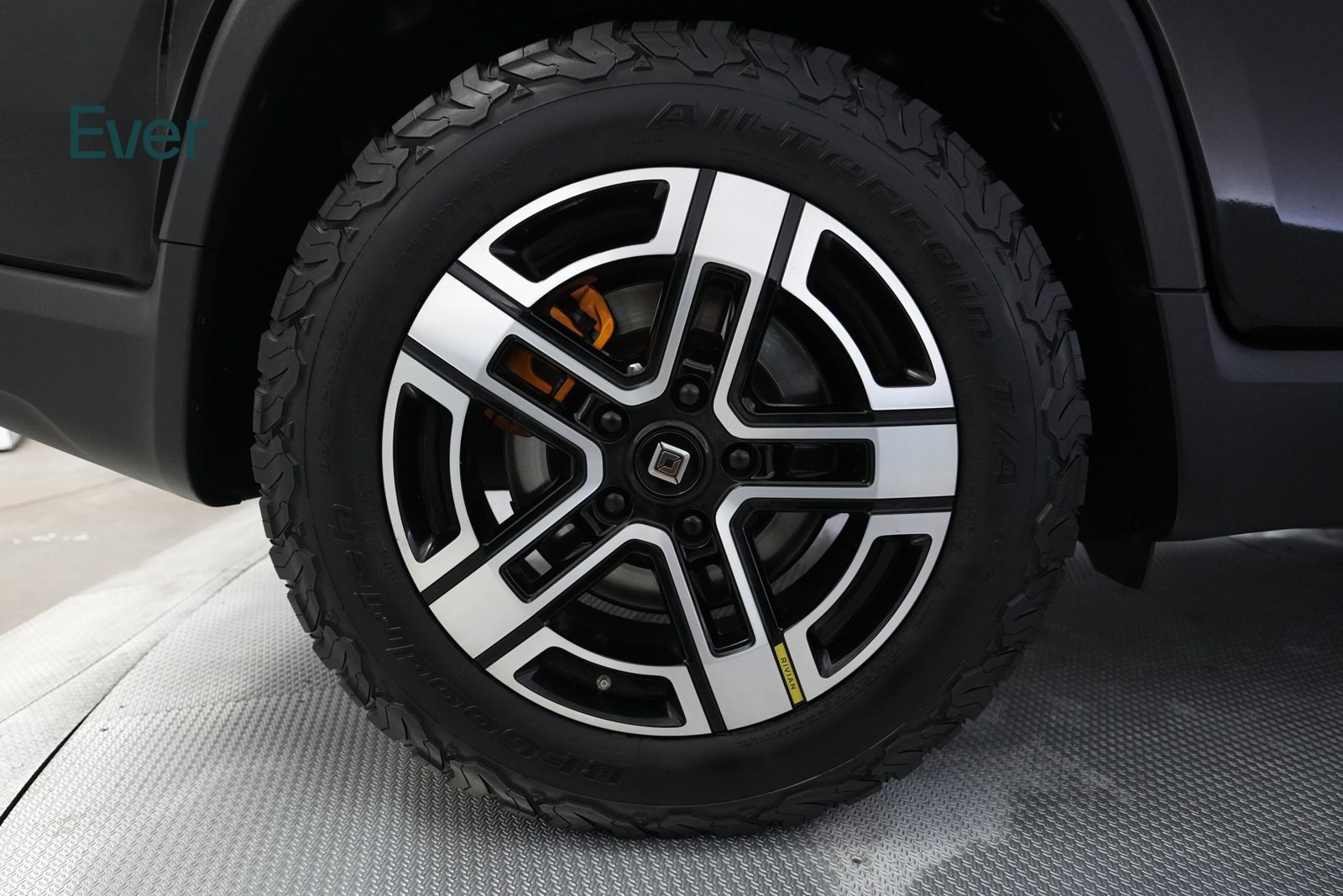 Used 2022 Rivian R1T Adventure AWD/4WD image 21