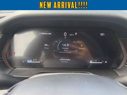 Used 2023 Jeep Grand Cherokee Altitude AWD/4WD image 8