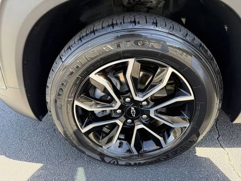 Used 2024 Chevrolet TrailBlazer ACTIV w/ Convenience Package image 37