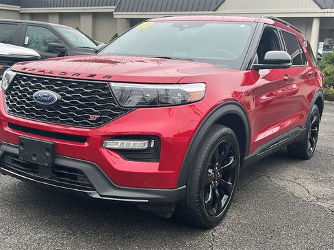 Used 2023 Ford Explorer ST w/ Equipment Group 401A AWD/4WD image 3