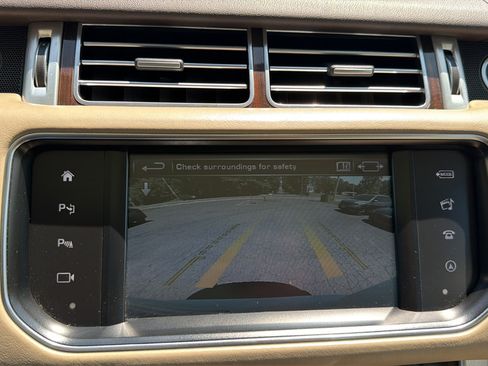 Used 2016 Land Rover Range Rover HSE AWD/4WD image 19