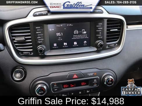Used 2019 Kia Sorento EX FWD image 29