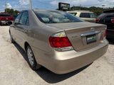 Used 2005 Toyota Camry LE image 3