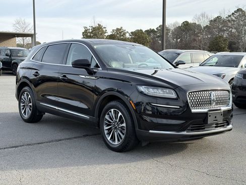 Used 2023 Lincoln Nautilus Reserve image 7