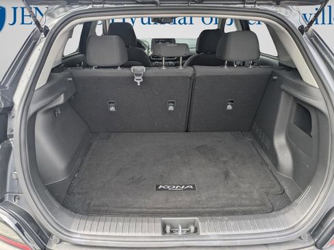 Used 2022 Hyundai Kona SEL w/ Convenience Package image 14