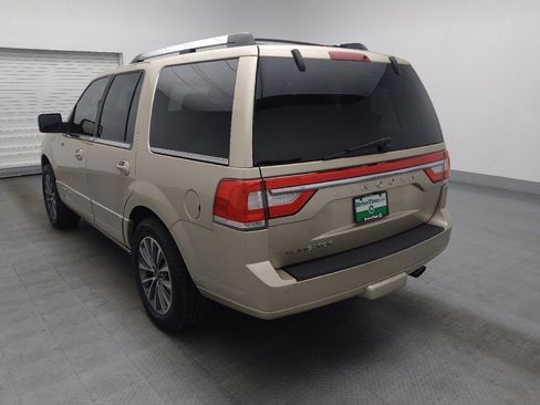 Used 2017 Lincoln Navigator Select image 5