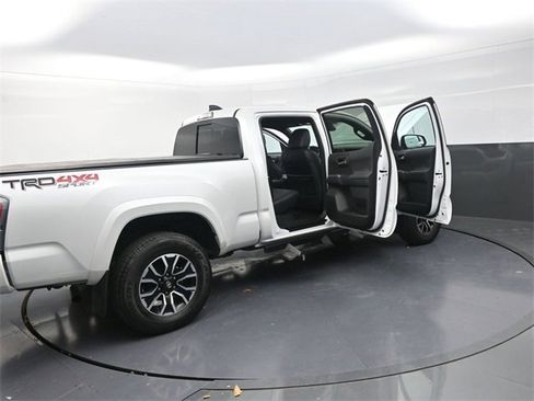 Used 2023 Toyota Tacoma TRD Sport image 41