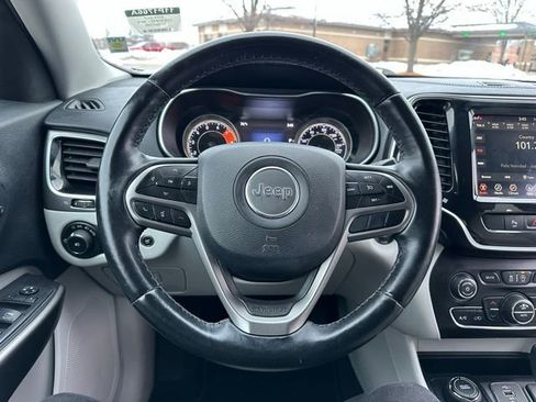 Certified 2019 Jeep Cherokee Limited image 30