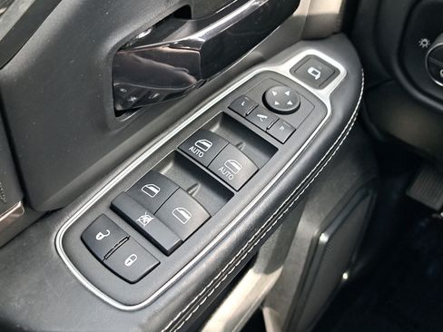 Used 2022 RAM 2500 Limited w/ Body Color Bumper Group AWD/4WD image 25