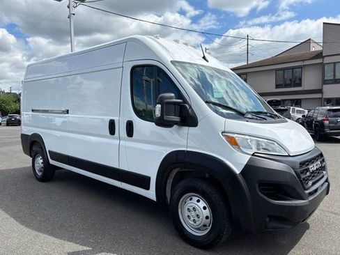 Used 2023 RAM ProMaster 3500 FWD image 7
