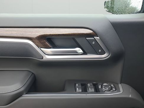 New 2026 GMC Sierra 1500 Elevation image 27