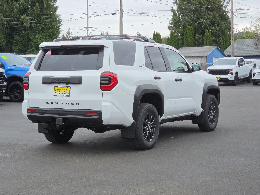 New 2026 Toyota 4Runner SR5 AWD/4WD image 5