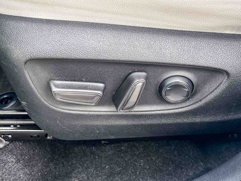 Used 2024 Toyota Grand Highlander XLE image 49