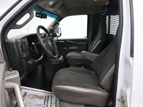 Used 2023 Chevrolet Express 2500 w/ Driver Convenience Package image 19