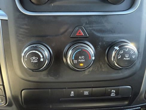 Used 2024 RAM 1500 Classic Warlock image 31