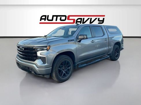 Used 2024 Chevrolet Silverado 1500 RST w/ Convenience Package II AWD/4WD image 3