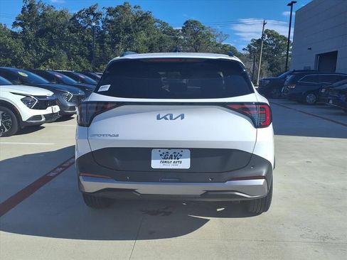 New 2026 Kia Sportage EX w/ EX Panorama Roof Package image 15