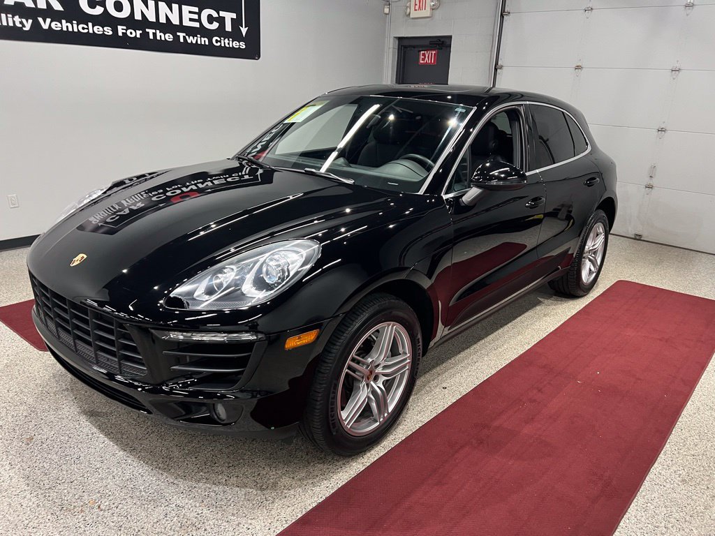 Used 2015 Porsche Macan S w/ Premium Package Plus AWD/4WD image 3