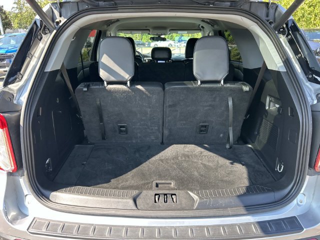 Certified 2023 Ford Explorer XLT w/ Equipment Group 202A AWD/4WD image 22