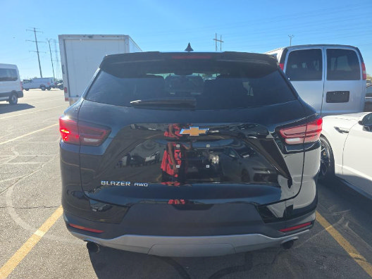 Used 2025 Chevrolet Blazer LT AWD/4WD image 4