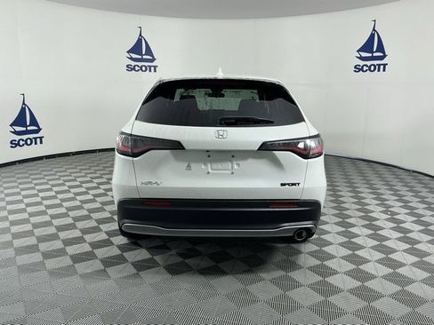 Used 2023 Honda HR-V Sport image 5