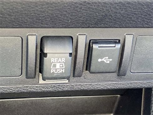 Used 2023 Toyota Tacoma SR5 w/ Technology Package image 32