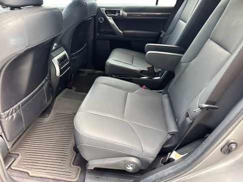 Used 2022 Lexus GX 460 Premium AWD/4WD image 14