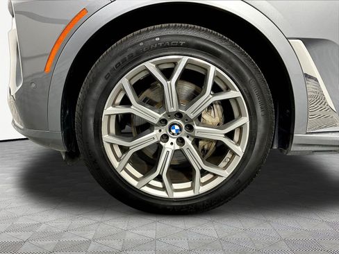 Used 2024 BMW X7 xDrive40i AWD/4WD image 34