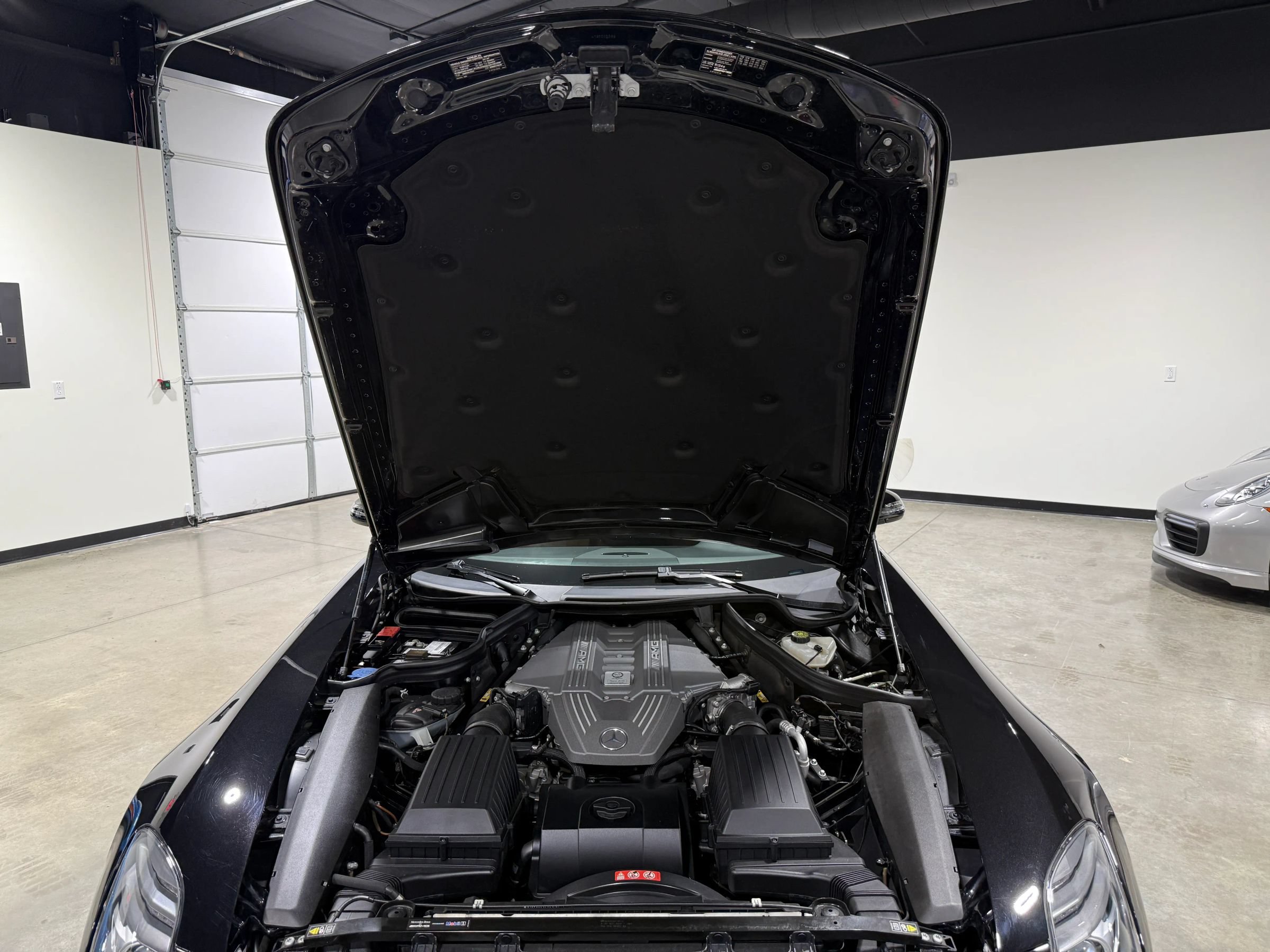 Used 2011 Mercedes-Benz SLS AMG Coupe image 72