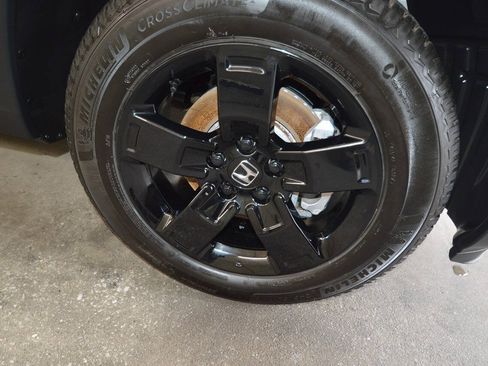 Used 2026 Honda Ridgeline Black Edition image 5