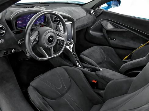 Used 2020 McLaren 720S Spider RWD image 15
