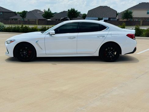 Used 2019 Genesis G70 3.3T Advanced RWD image 7