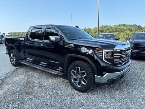 Used 2023 GMC Sierra 1500 SLT w/ SLT Premium Package AWD/4WD image 7