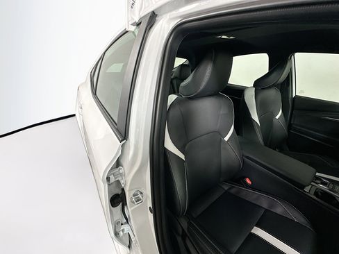 Used 2026 Toyota Camry SE image 28