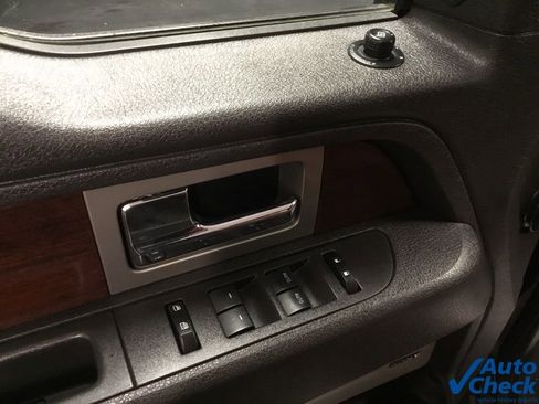 Used 2013 Ford F150 King Ranch w/ King Ranch Luxury Pkg image 27