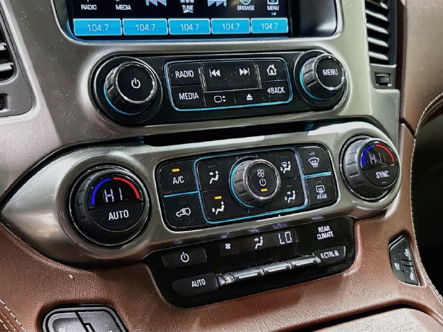 Used 2018 Chevrolet Tahoe Premier AWD/4WD image 12
