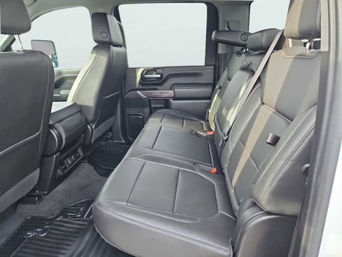 Used 2020 Chevrolet Silverado 2500 LTZ image 33