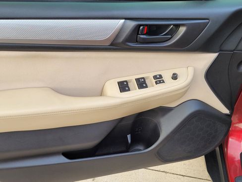 Used 2019 Subaru Outback 2.5i image 4