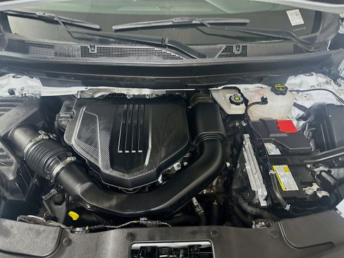 Used 2025 GMC Acadia Elevation image 35