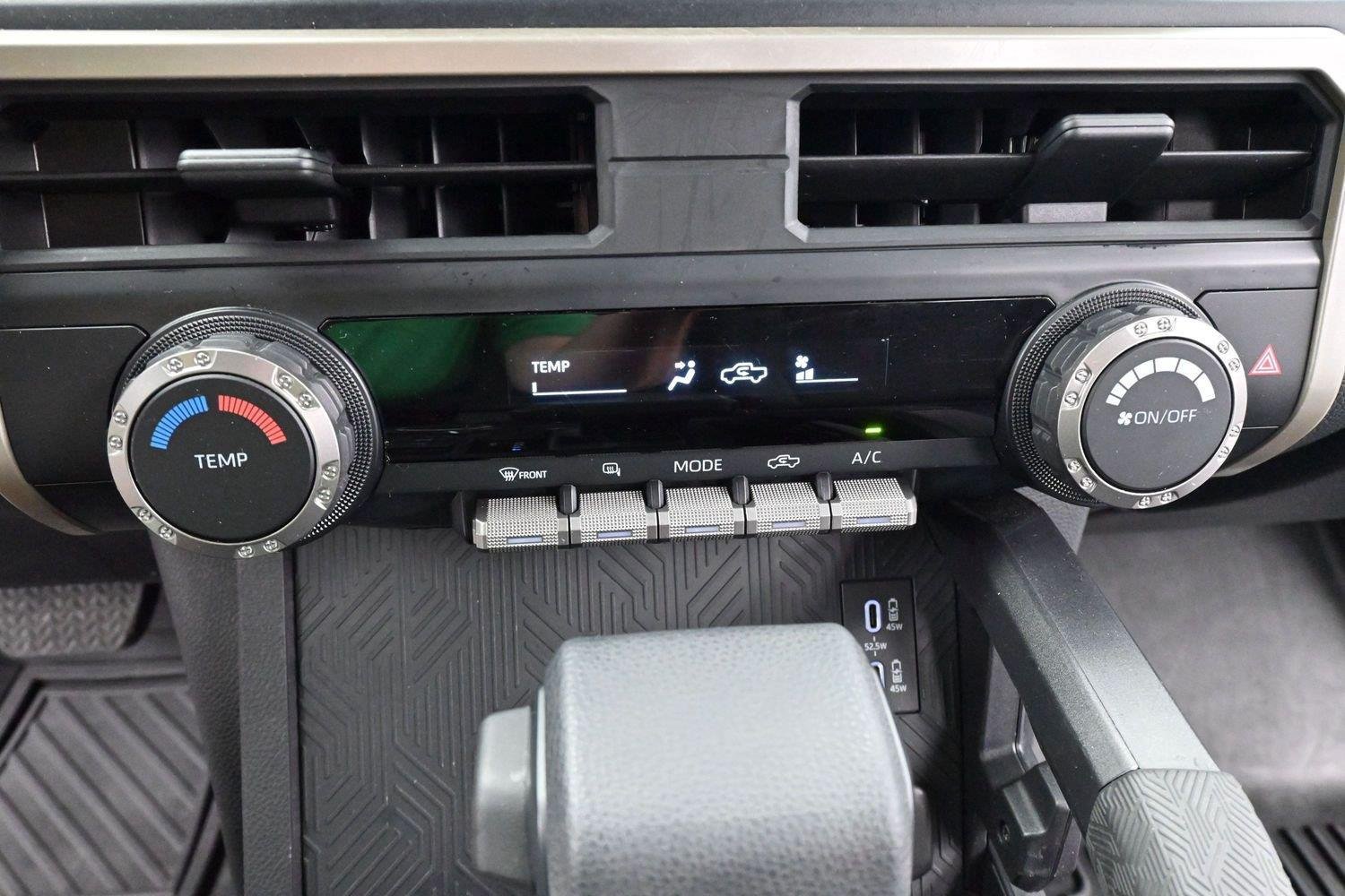 Used 2024 Toyota Tacoma SR AWD/4WD image 23