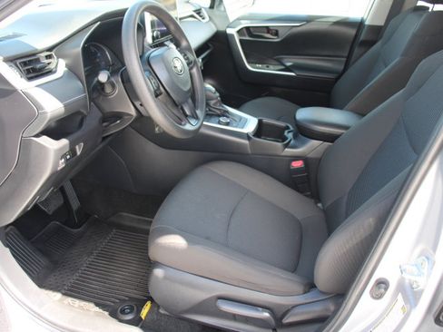 Certified 2025 Toyota RAV4 LE image 11